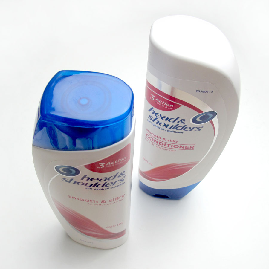 Head & Shoulders Smooth & Silky Shampoo and Conditioner Review
