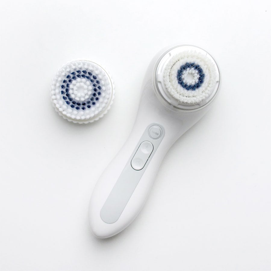 Clarisonic Smart Profile Sonic Skin Cleansing Brush Review | Lab