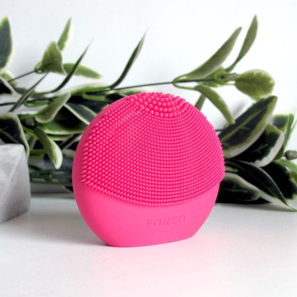 Foreo Luna Play Plus Cleansing Tool Review Lab Muffin Beauty Science