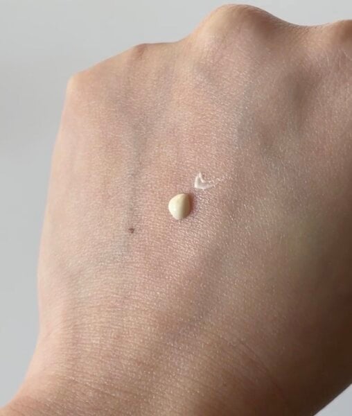 La RochePosay UVMune 400 Science and Review Lab Muffin Beauty Science